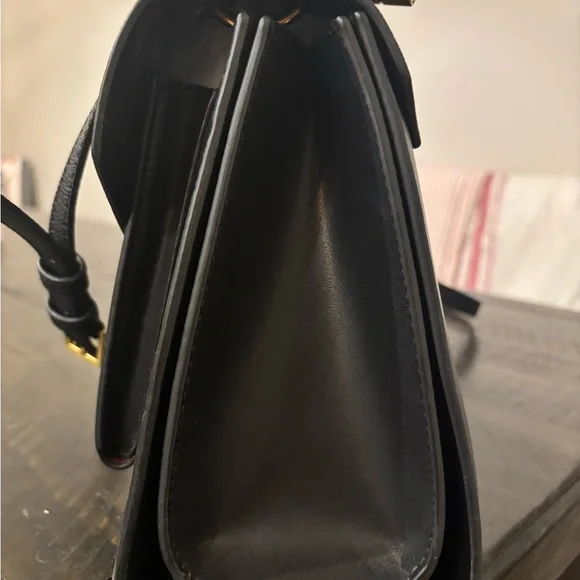 Charles and Keith Black Leather satchel - Picture 5 of 11